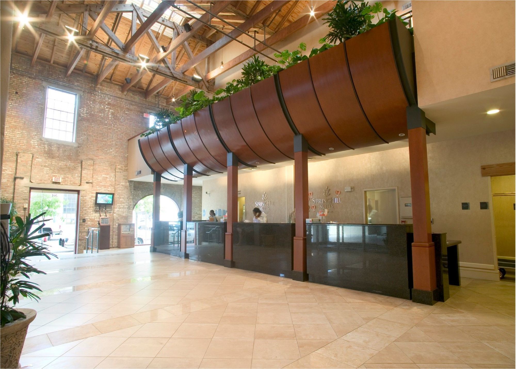 Springhill Suites By Marriott New Orleans Warehouse Arts District Экстерьер фото
